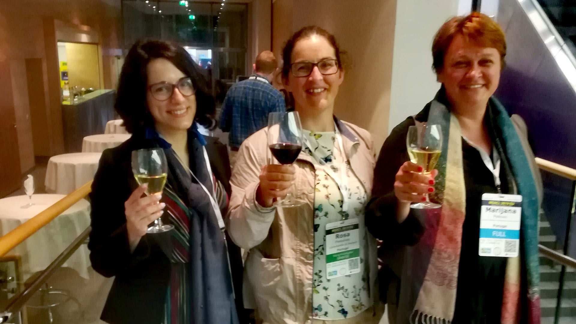 CQM researchers (from left to right): Nádia Nunes, Rosa Perestrelo and Marijana Petkovic.